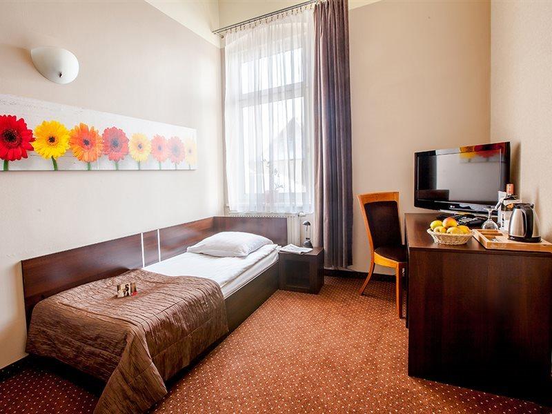 Hotel Diament Economy Hlivice Exteriér fotografie