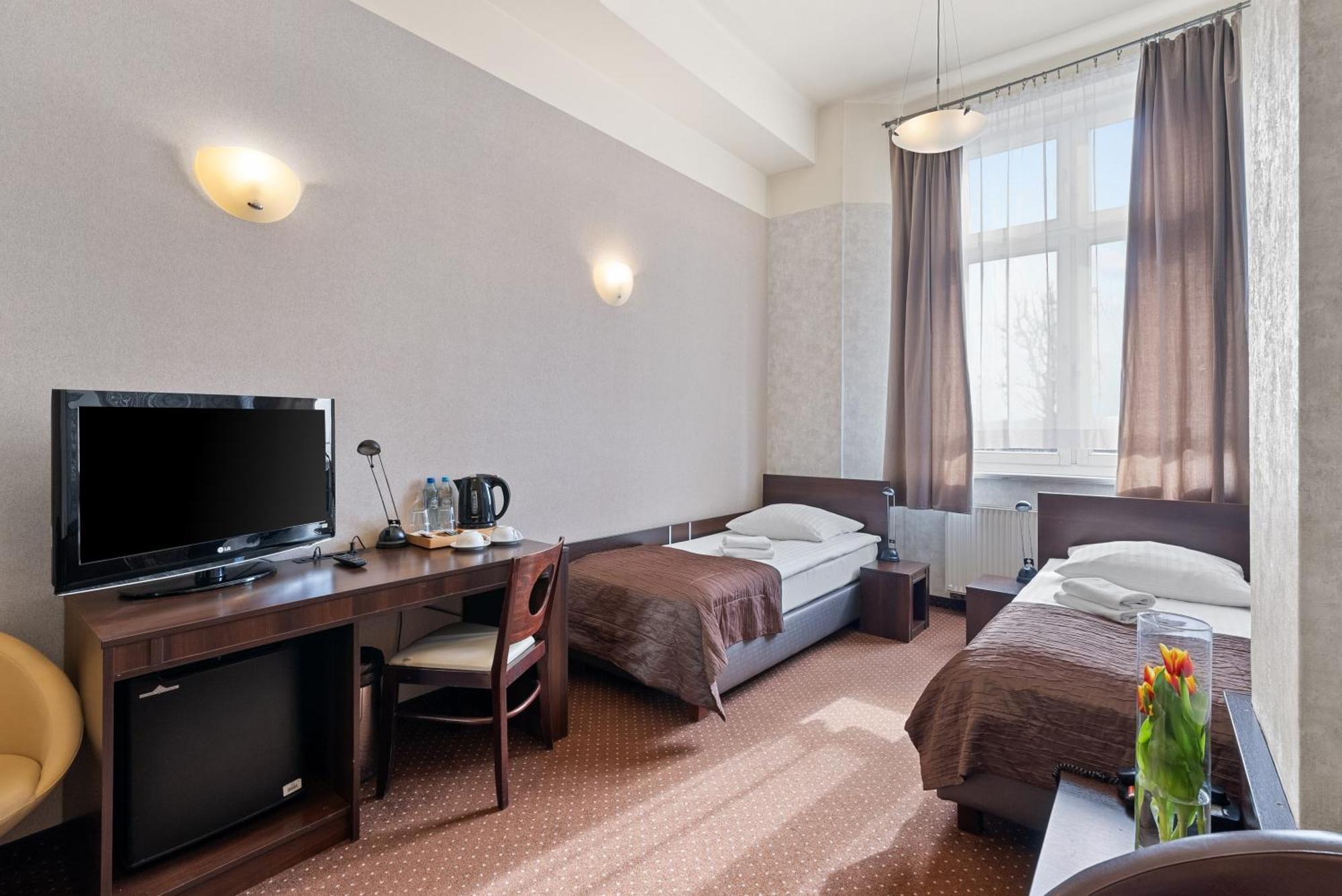 Hotel Diament Economy Hlivice Exteriér fotografie