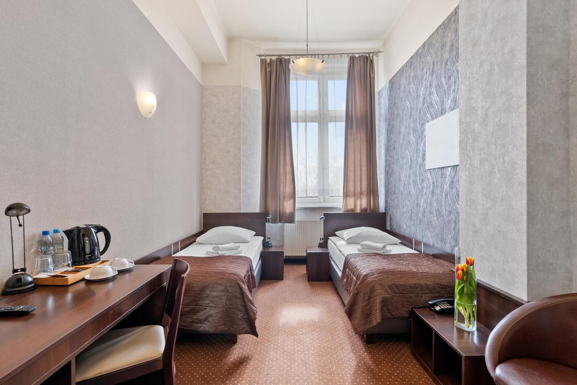 Hotel Diament Economy Hlivice Exteriér fotografie