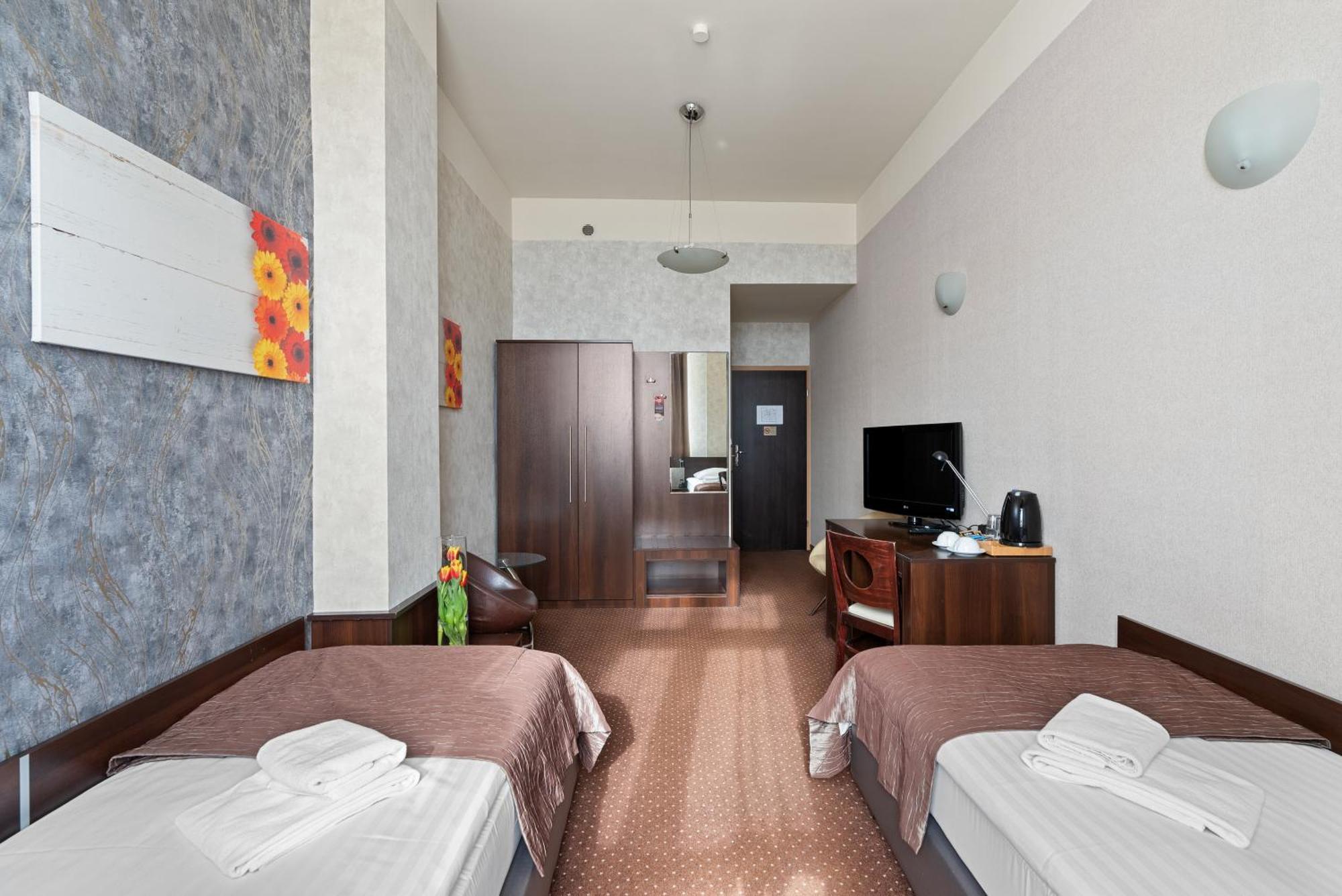 Hotel Diament Economy Hlivice Exteriér fotografie