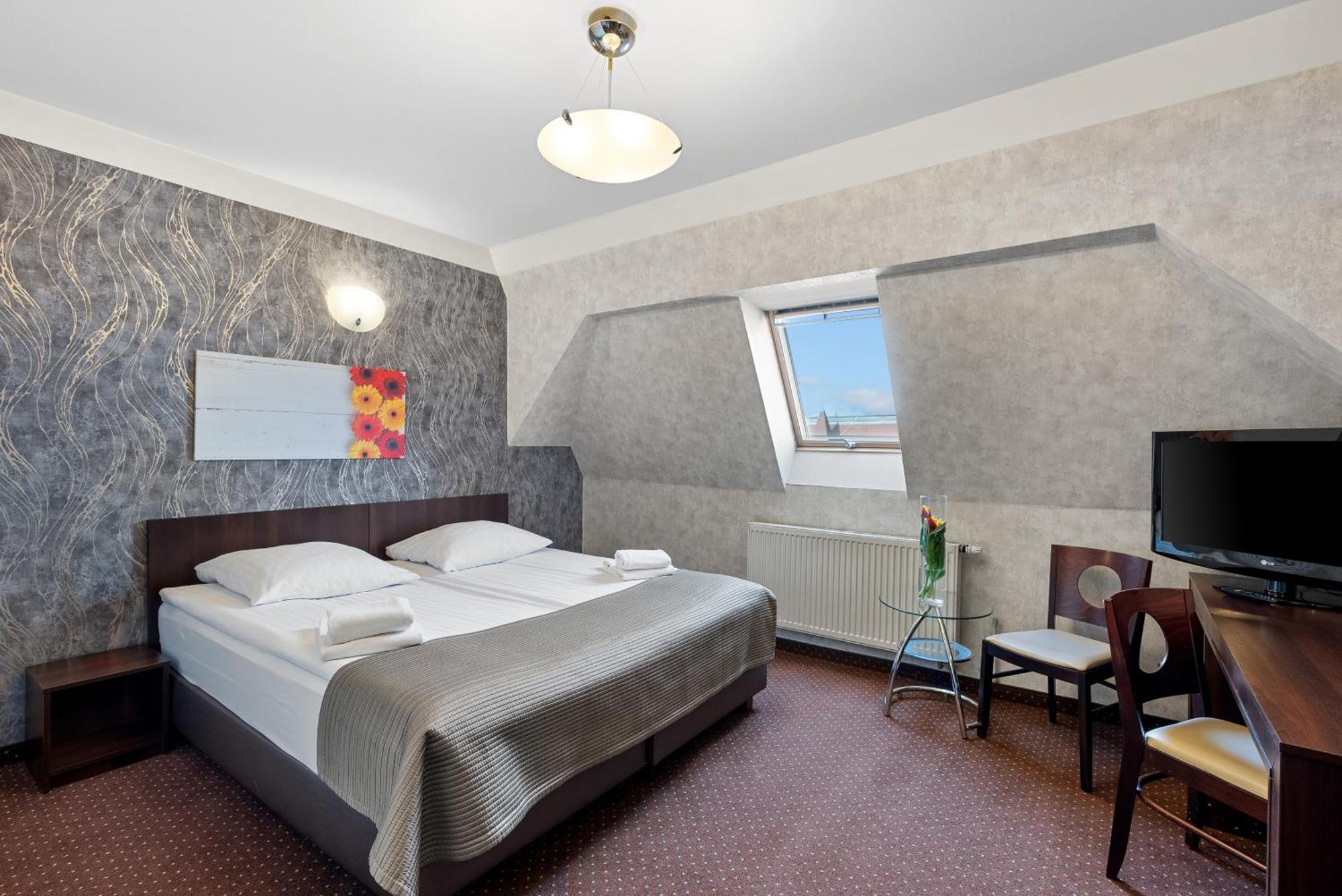 Hotel Diament Economy Hlivice Exteriér fotografie