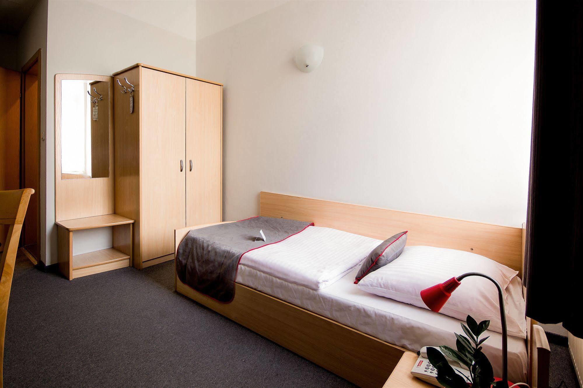 Hotel Diament Economy Hlivice Exteriér fotografie